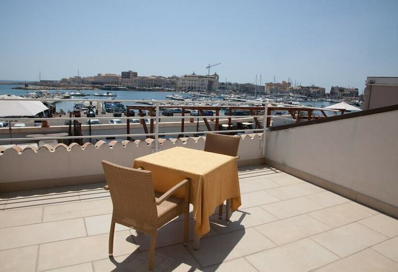 Boutique Hotel Molo S Lucia