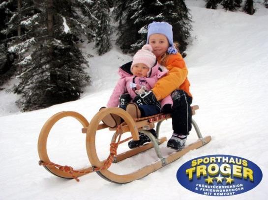 فندق Sporthaus Troger