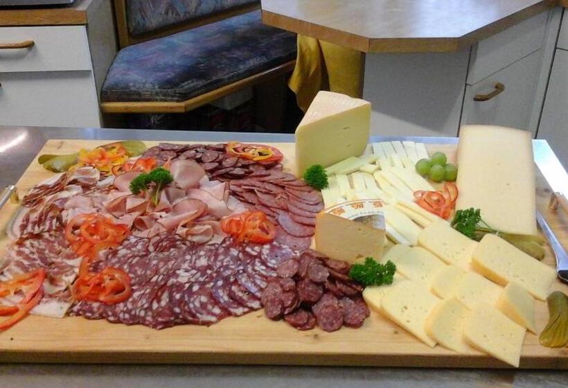 Отель Unterkrämerhof