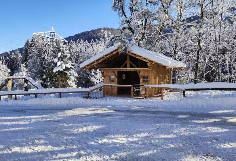 ペンション Gasthof Kleefeld