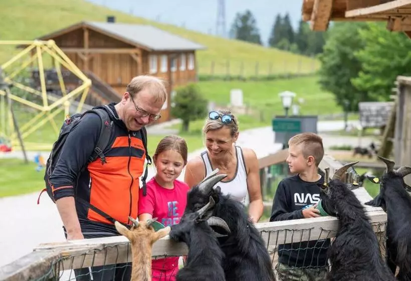 ペンション Gasthof Kleefeld