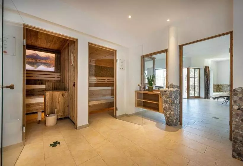 ペンション Gasthof Kleefeld