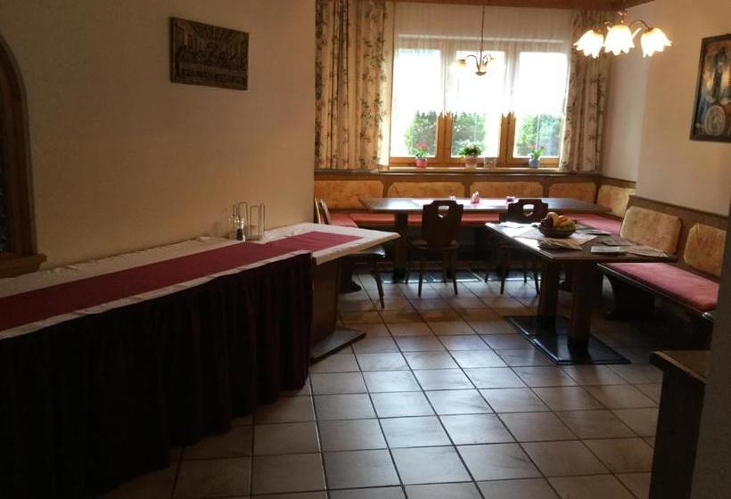 Пансион Jugendgästehaus Oberau