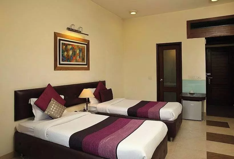 호텔 Ahuja Residency Parklane, Gurgaon