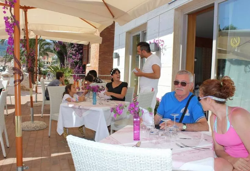 בית מלון כפרי Belmare