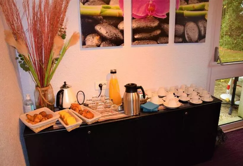 Brit Hotel Caen Hérouville