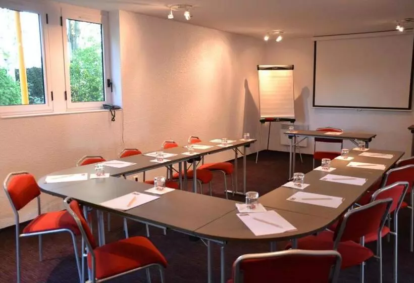 Brit Hotel Caen Hérouville