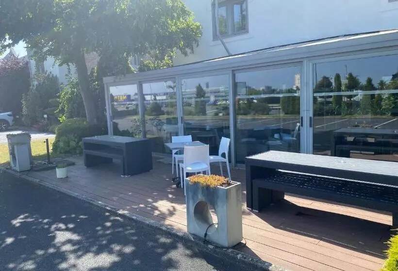 Brit Hotel Caen Hérouville