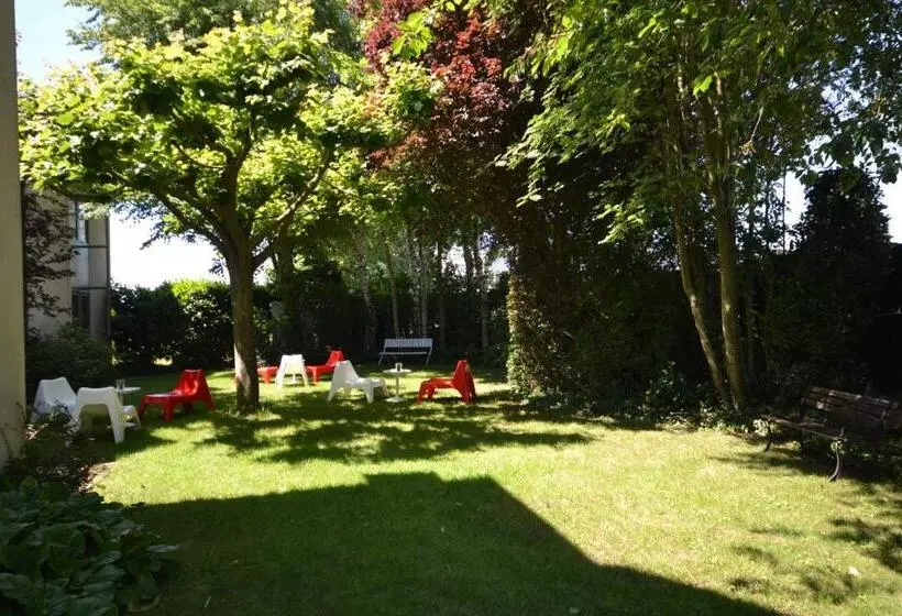 Brit Hotel Caen Hérouville