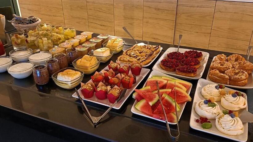 Brit Hotel Caen Hérouville