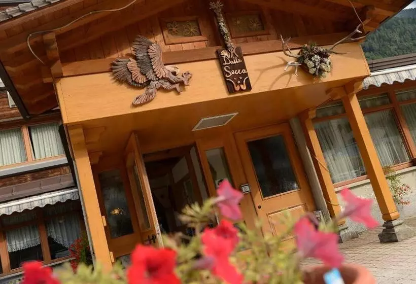 Отель Dalla Serra