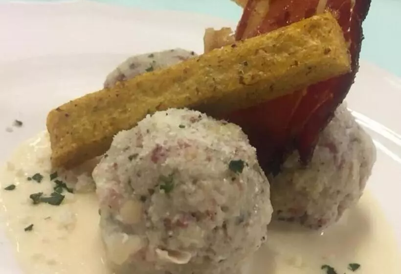 Отель Dalla Serra