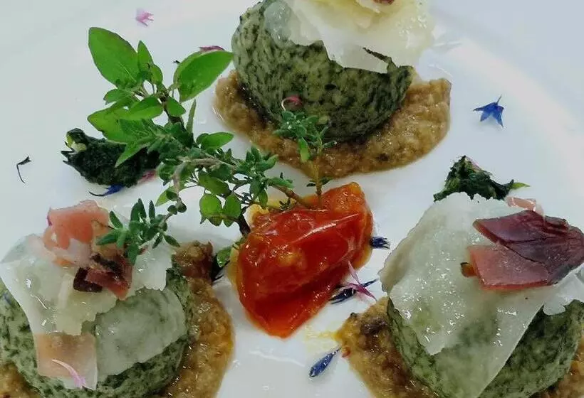 Отель Dalla Serra