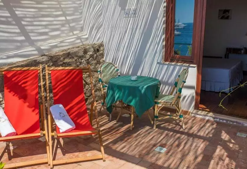 هتل Diva La Canzone Del Mare