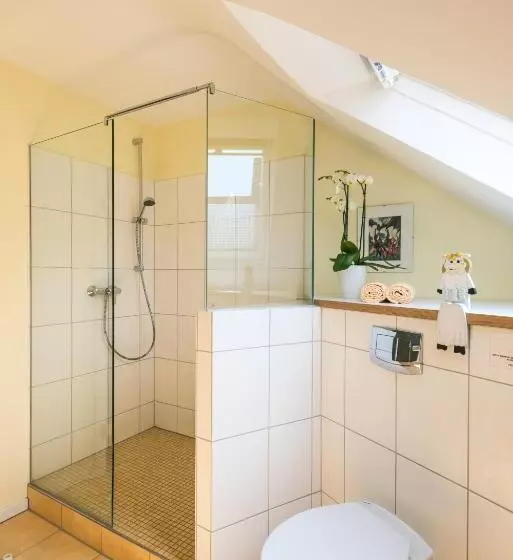 هتل Fontana   Adults Only