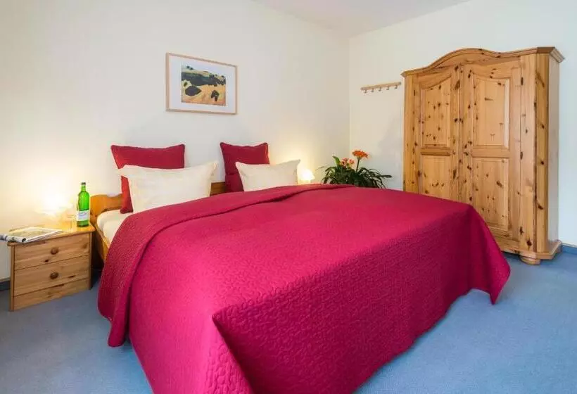 هتل Fontana   Adults Only