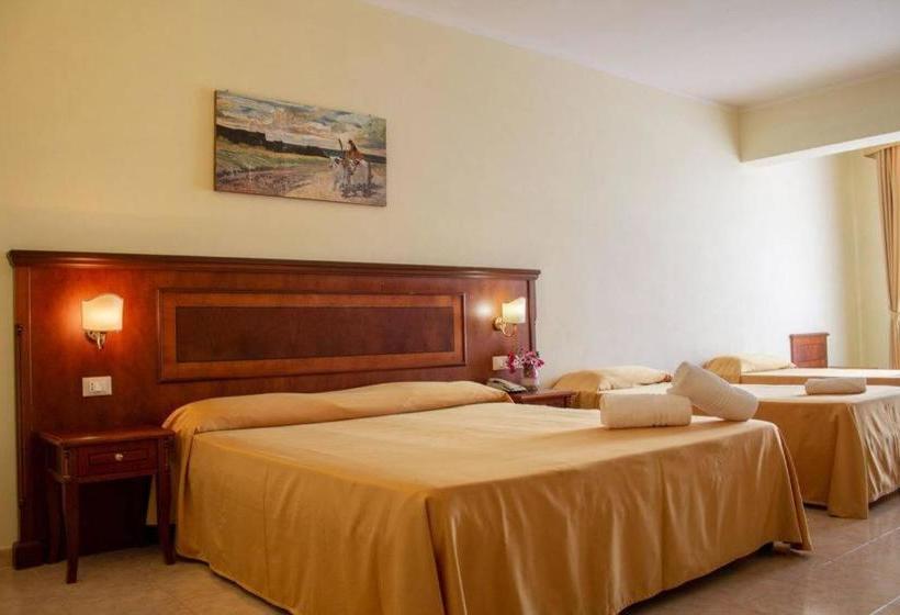 Отель Grand  Esperia