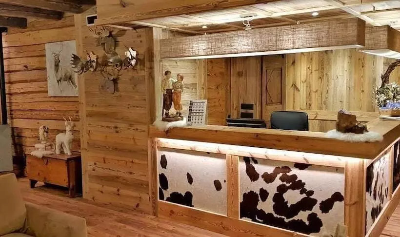 בית מלון כפרי La Rouja