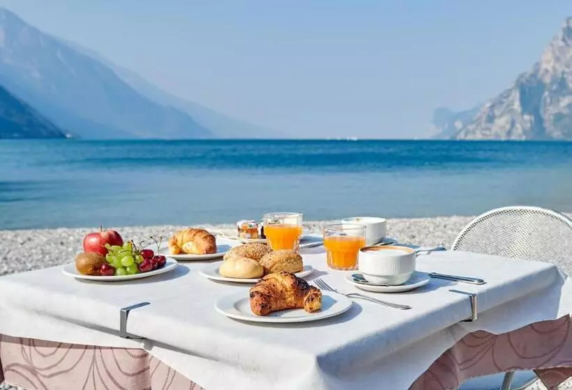 Отель Lido Blu Surf & Bike