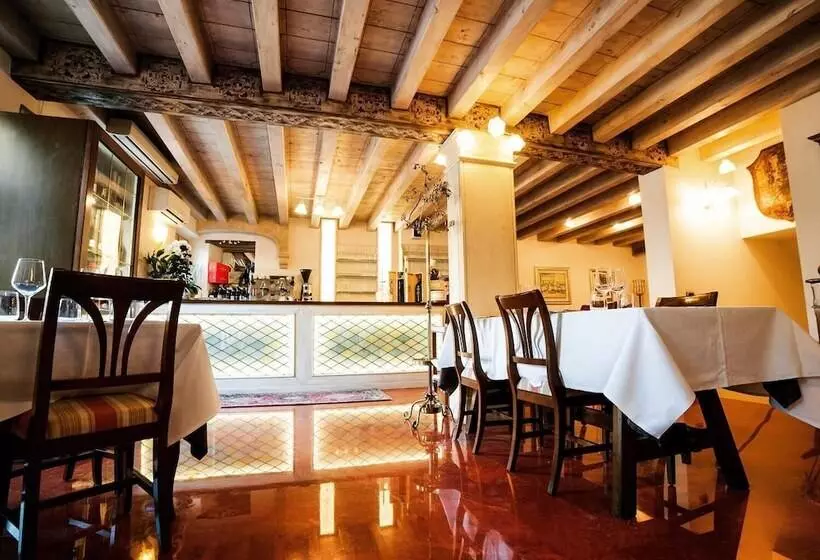 酒店 Locanda Lo Scudo