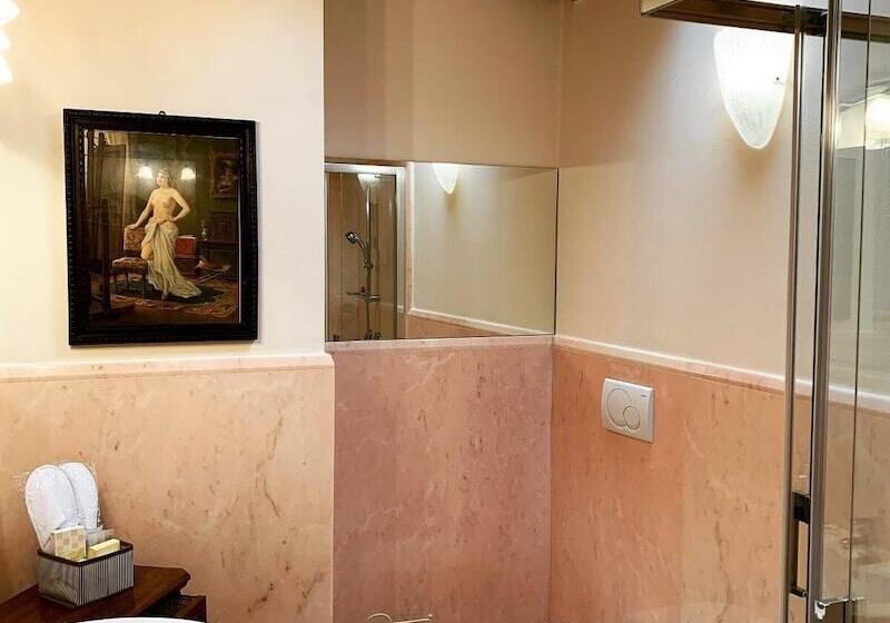 Отель Locanda Lo Scudo