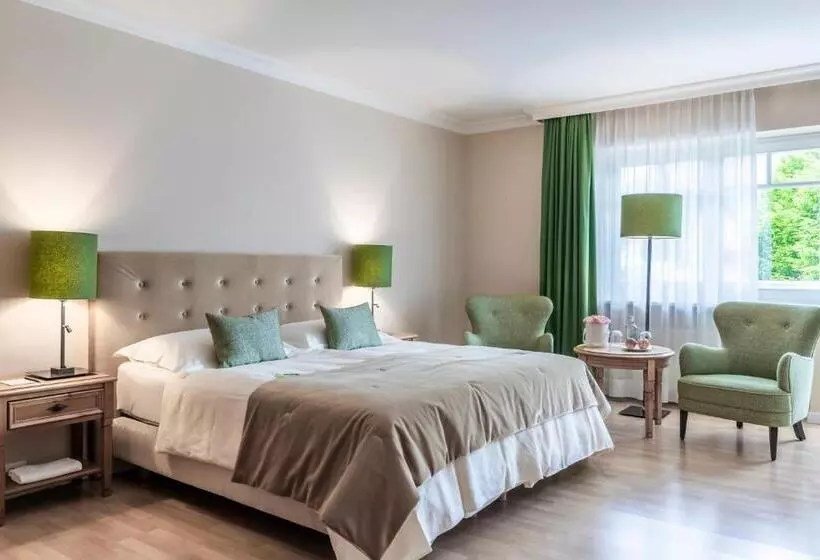 בית מלון כפרי Pienzenau Am Schlosspark