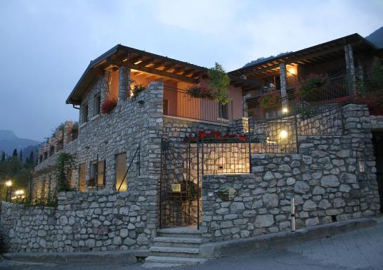 Residence Borgo Dei Limoni   Appartamenti Con Garage