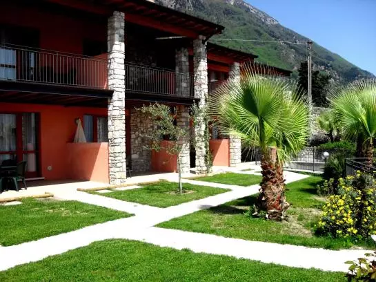 Residence Borgo Dei Limoni   Appartamenti Con Garage