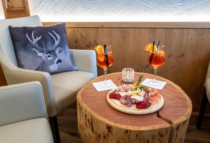 ホテル Sasso Rosso