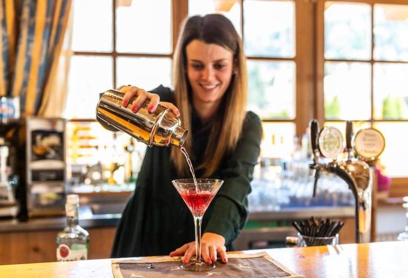 ホテル Sasso Rosso