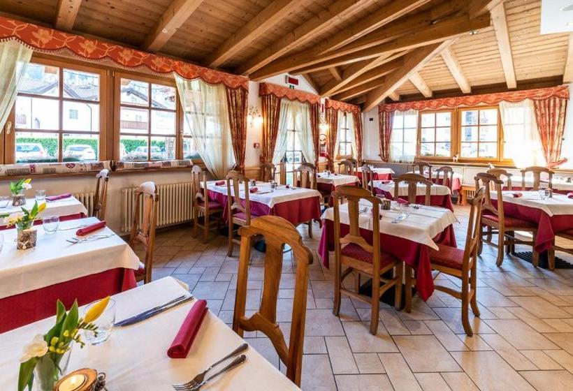 ホテル Sasso Rosso