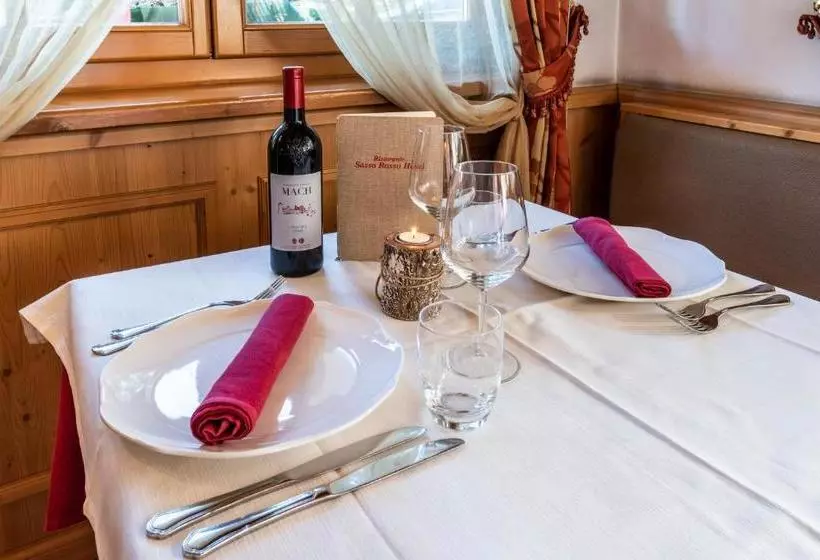 Отель Sasso Rosso