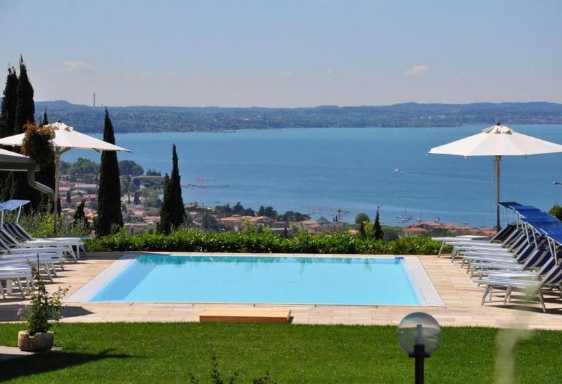 בית מלון כפרי Valbella