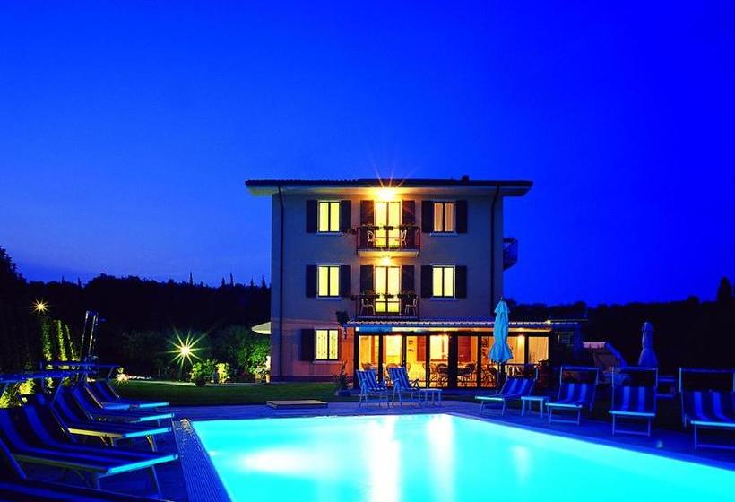 בית מלון כפרי Valbella