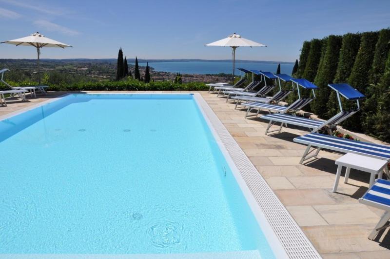 בית מלון כפרי Valbella