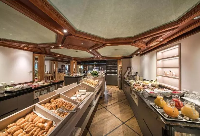 Отель Weinegg Wellviva Resort