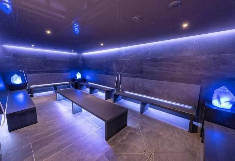 Отель Weinegg Wellviva Resort