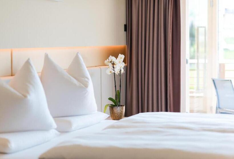 בית מלון כפרי Weinegg Wellviva Resort