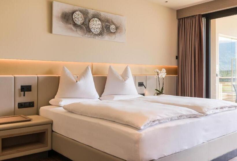 בית מלון כפרי Weinegg Wellviva Resort