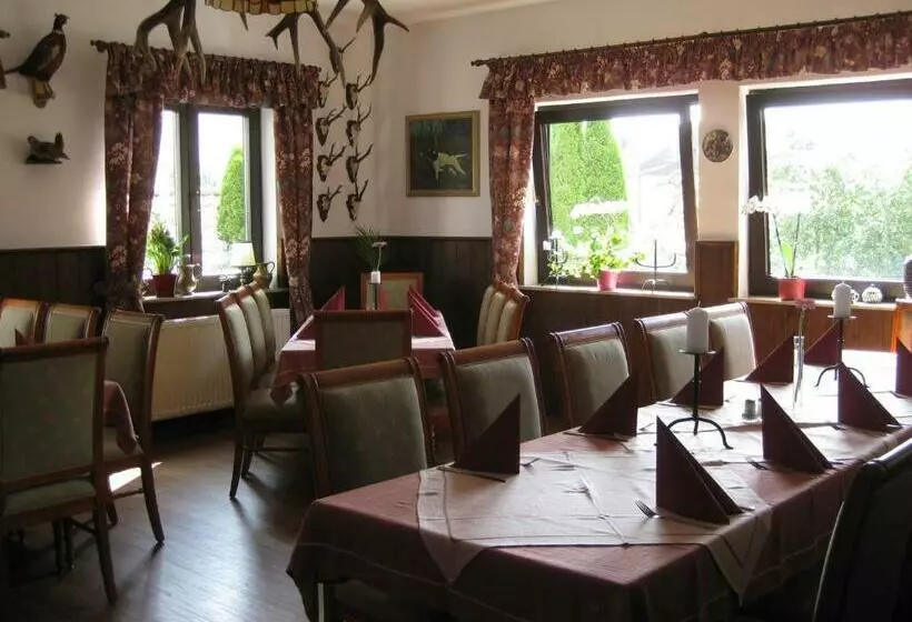 בית מלון כפרי Wirtshaus Zum Wilddieb