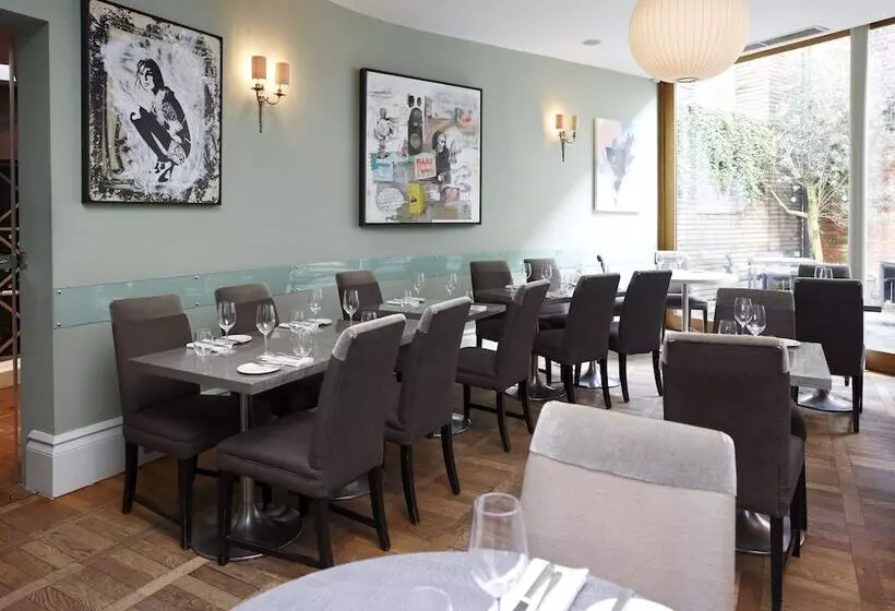 Отель York & Albany