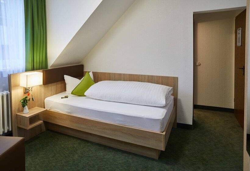 בית מלון כפרי Zur Traube