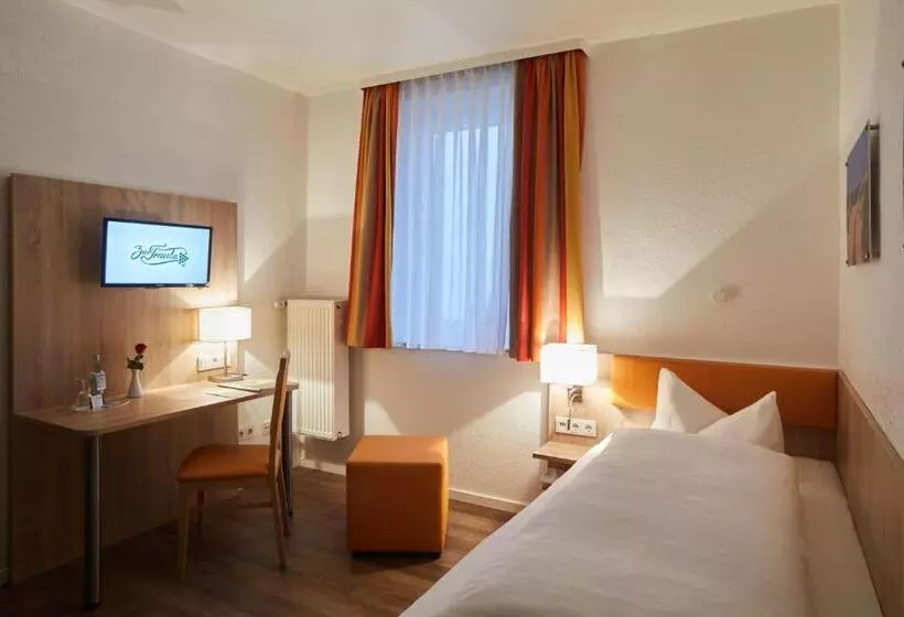 ホテル Zur Traube