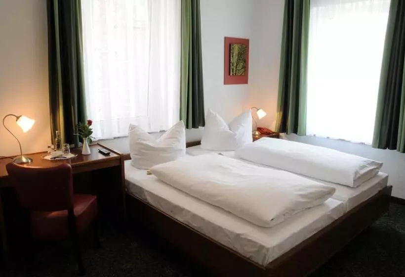 ホテル Zur Traube