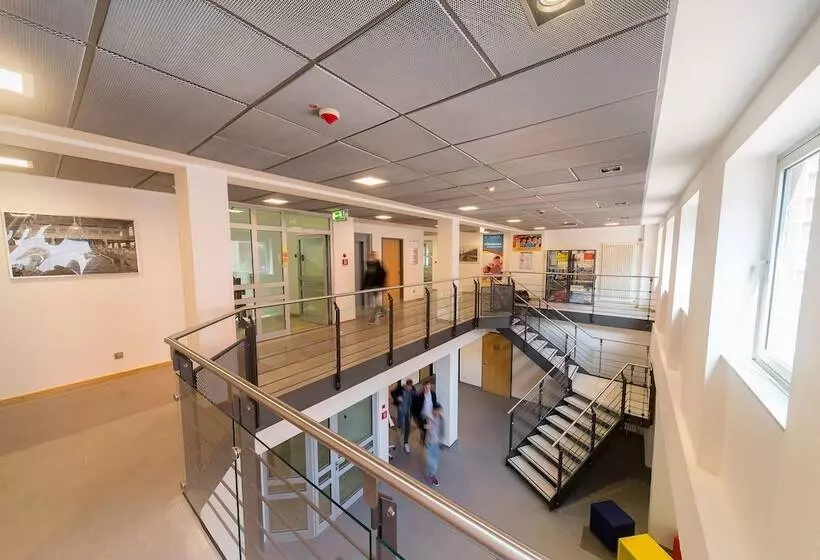 ペンション Djh Jugendgästehaus Adolph Kolping