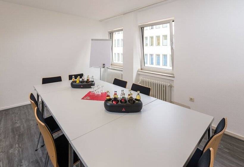 پانسیون Djh Jugendgästehaus Adolph Kolping