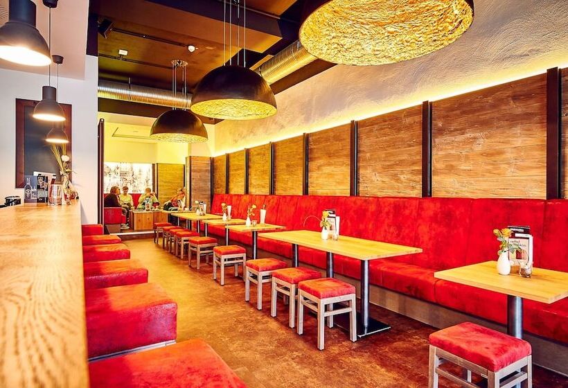 پانسیون Djh Jugendgästehaus Adolph Kolping