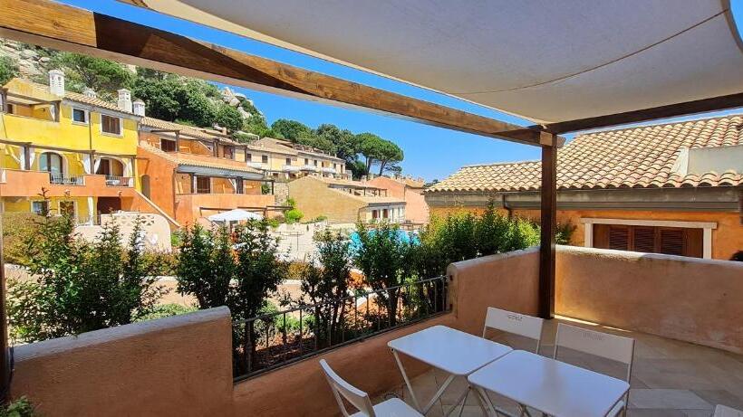 Residence Borgo Punta Villa