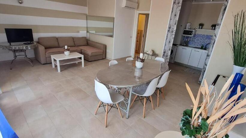 Residence Borgo Punta Villa