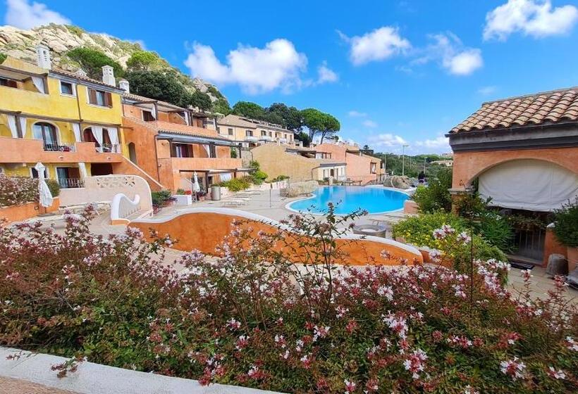 Residence Borgo Punta Villa